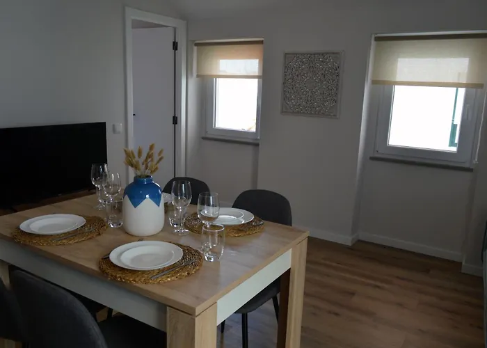 בית נופש Porta 4 - Patio Do Pescador נאזרה